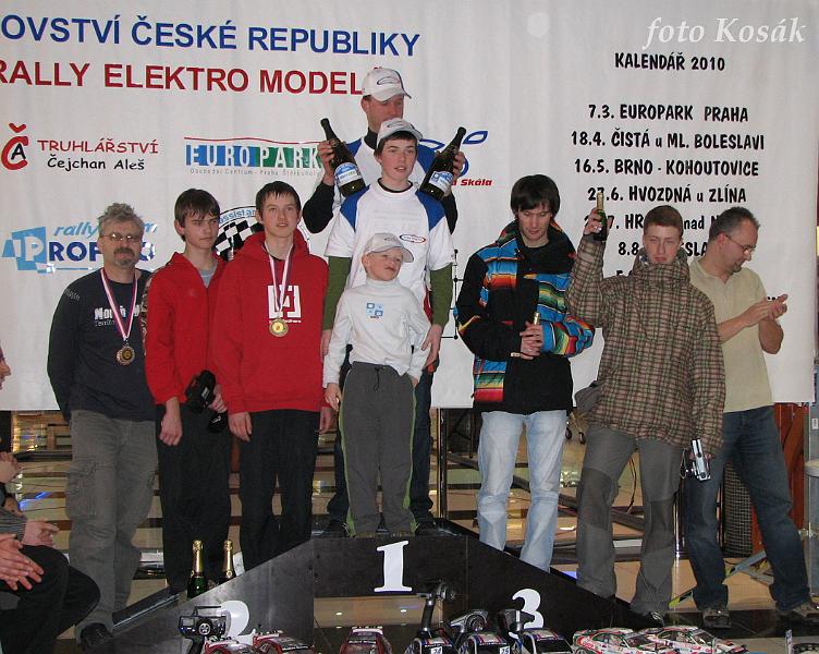 041 teamyri.jpg